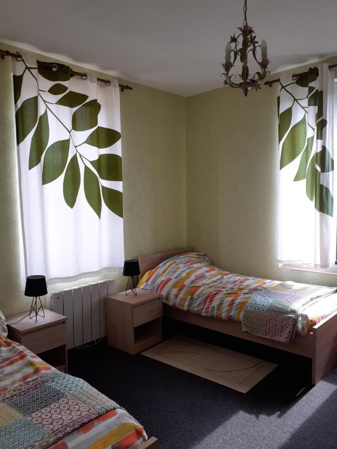 Gite 32 Rue Du Huit Mai Freneuse  Εξωτερικό φωτογραφία