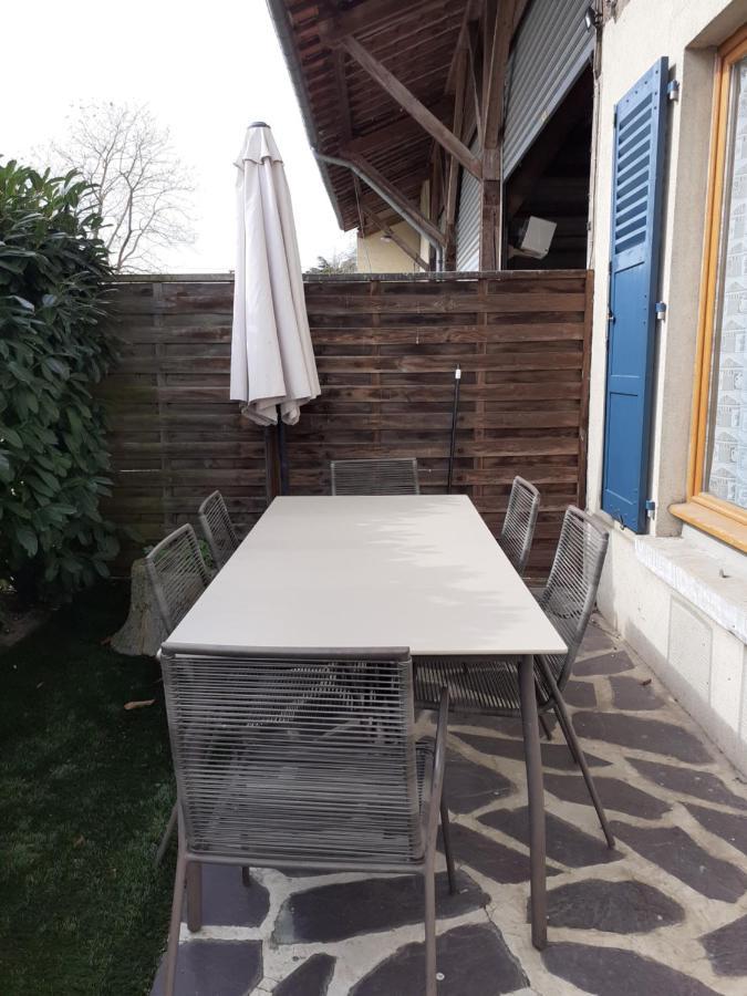 Gite 32 Rue Du Huit Mai Freneuse  Εξωτερικό φωτογραφία