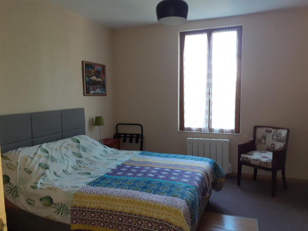 Gite 32 Rue Du Huit Mai Freneuse  Εξωτερικό φωτογραφία